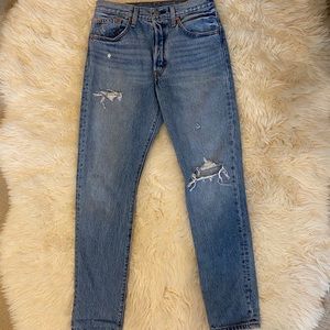 Levi 501 Skinny Women’s Jeans in Can’t Touch This